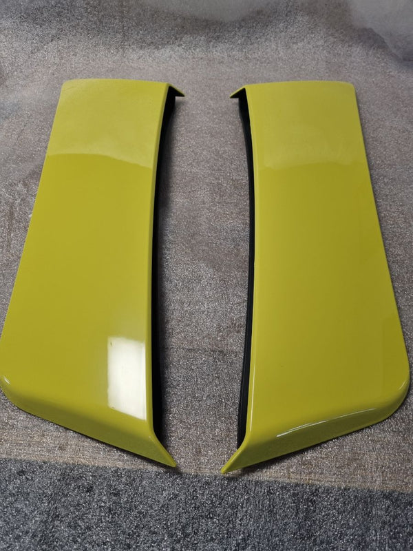 Mustang (15-23) GT Performance Side Scoops - Yellow Peel