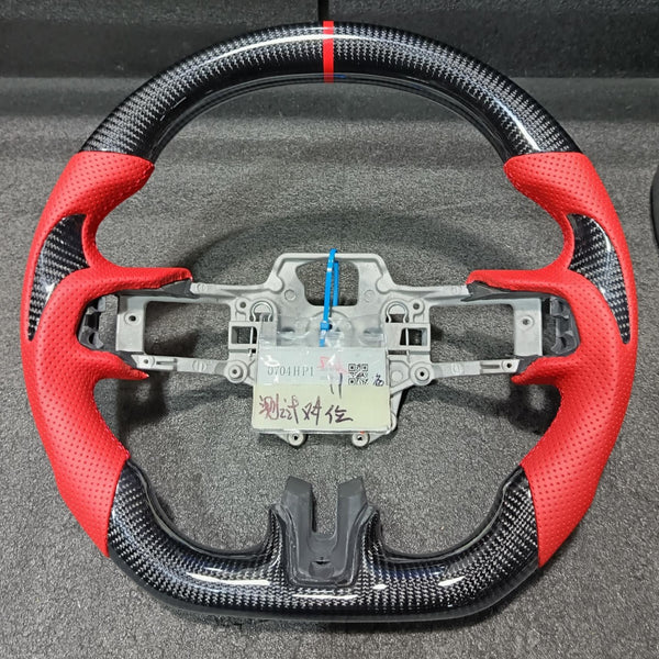 Mustang Venom - Black Carbon Fiber w Nappa Steering Wheel