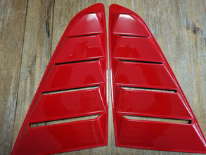 Mustang (15-23) Classic 5 Slot Qtr Louvers - Race Red