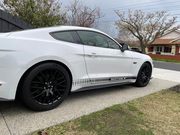 Mustang Fade decal set